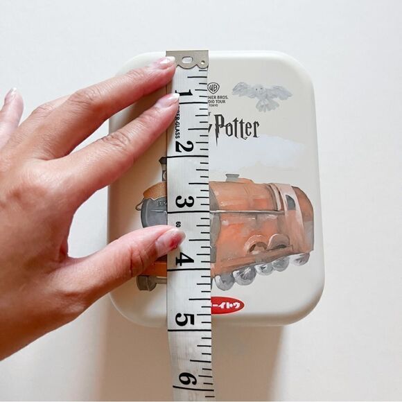 Harry Potter Digestive Chocolate Biscuit Tin Studio Tour Tokyo Empty Tin Only - Picture 5 of 7